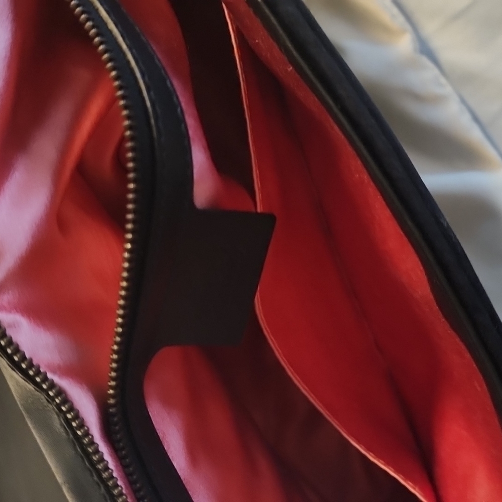 Gucci Marmont "LOVED" bag. - Picture 9 of 9